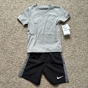 Nike 2-piece set dri-fit kids size 4